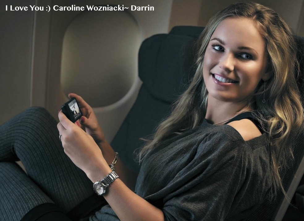  (http://news.yahoo.com/wozniacki-beats-sharapova-wta-finals-151027415.html;_ylt=AwrBT886NEhU4SwADEZXNyoA